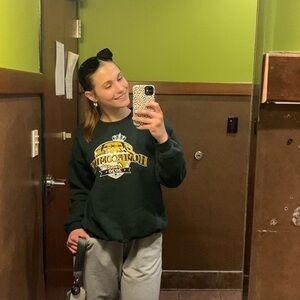 Meet your Posher, Leah